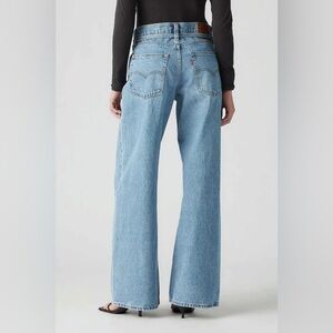 Levi’s XL Straight Jean • Size 31 0024